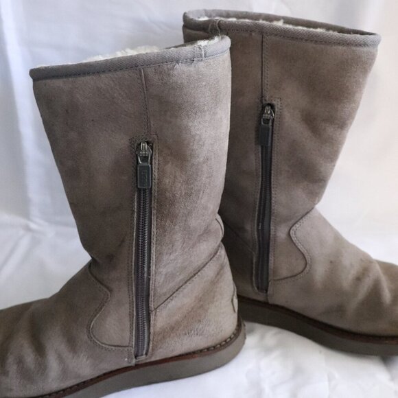 UGG Australia Women's Sz 7 Tan Fairfax Suede Sheepskin Tall Zipper Winter Boots - Picture 7 of 10